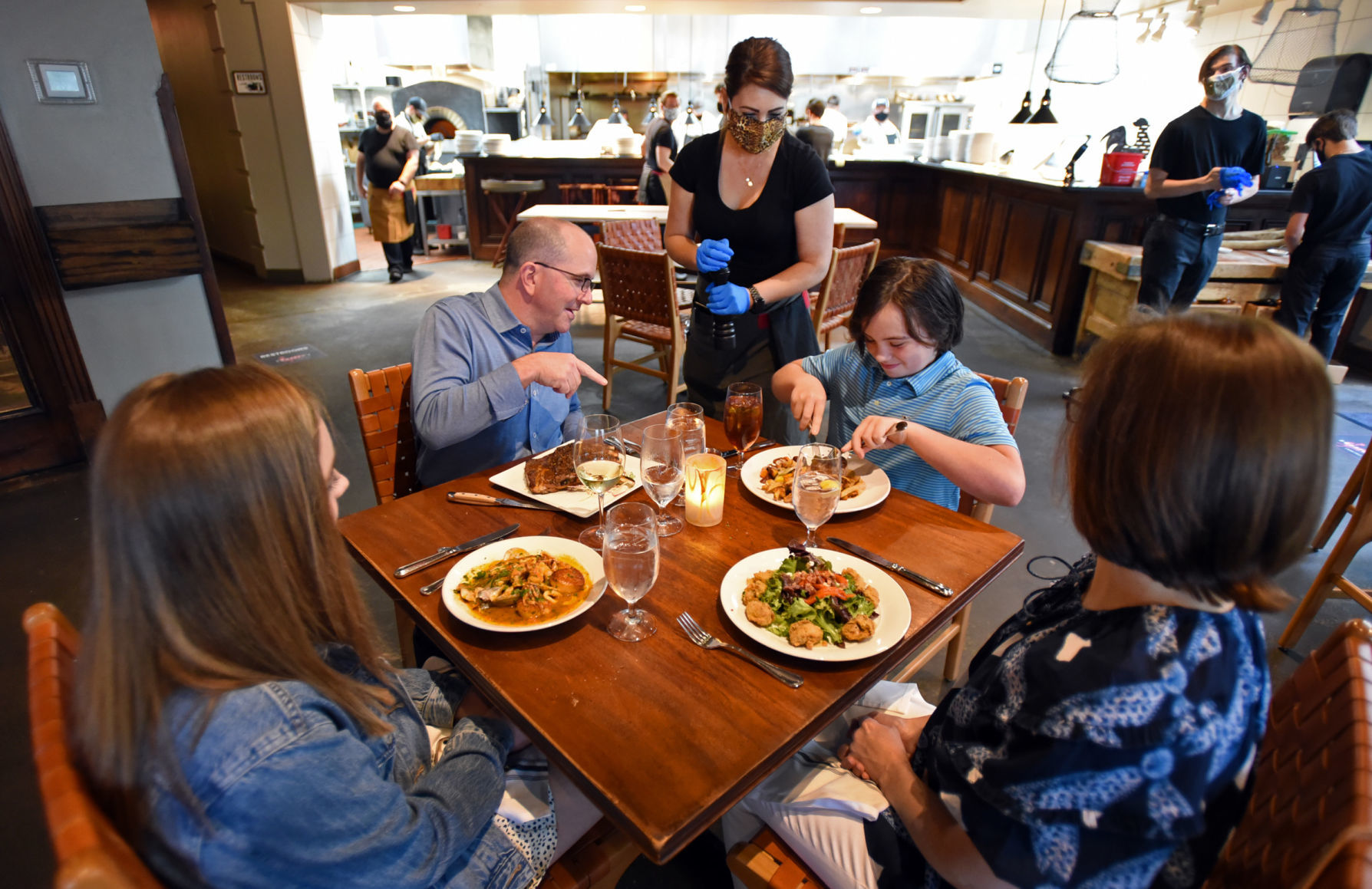 Rooster's Wood Fired Kitchen
